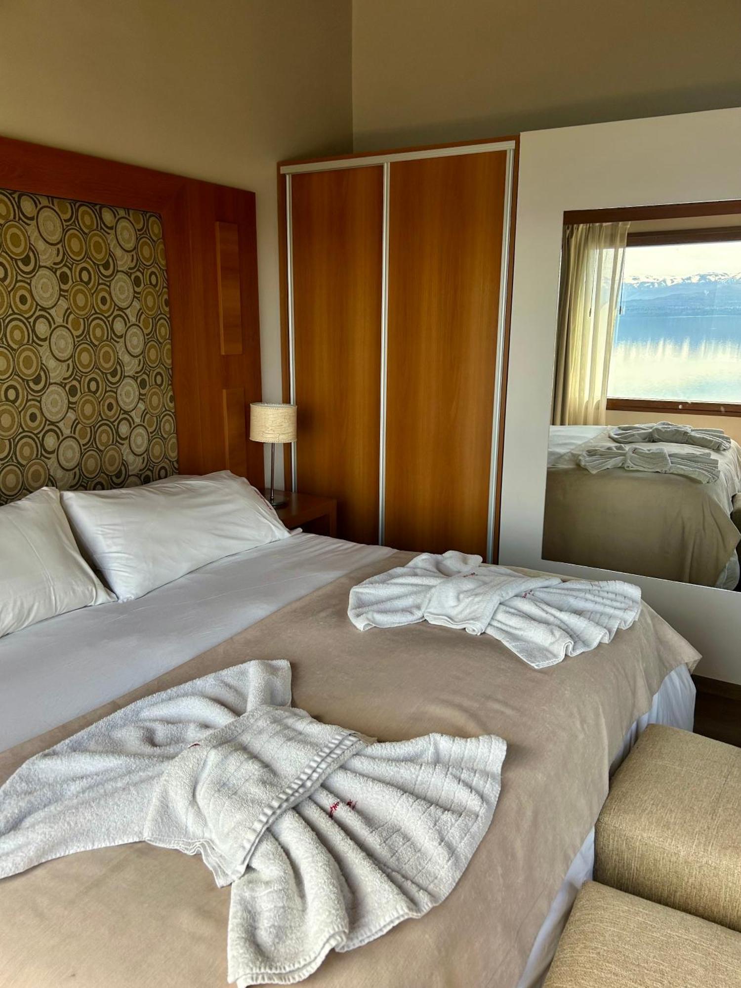 Bahia Paraiso Apart & Suites ซานคาร์ลอส เด บาริโลเช ภายนอก รูปภาพ