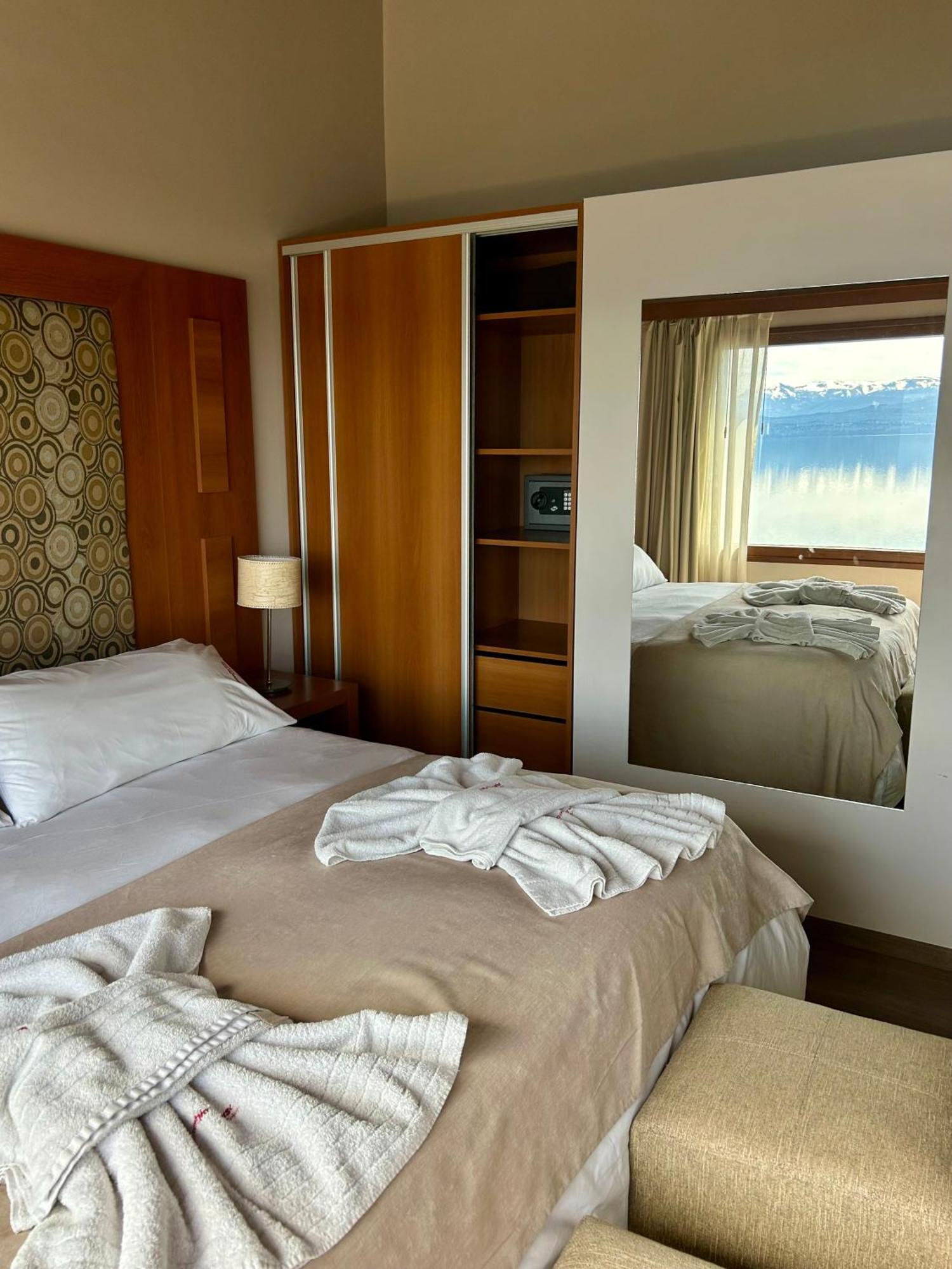 Bahia Paraiso Apart & Suites ซานคาร์ลอส เด บาริโลเช ภายนอก รูปภาพ