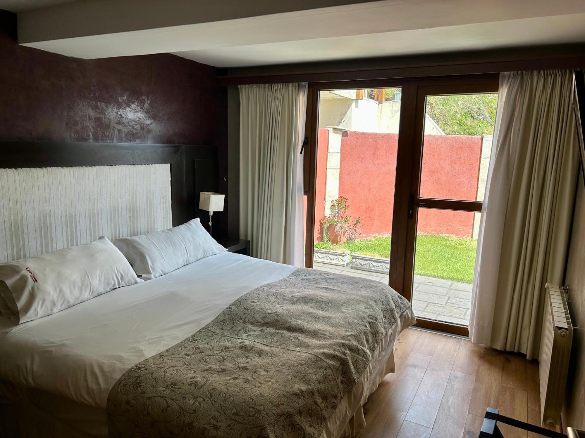 Bahia Paraiso Apart & Suites ซานคาร์ลอส เด บาริโลเช ภายนอก รูปภาพ
